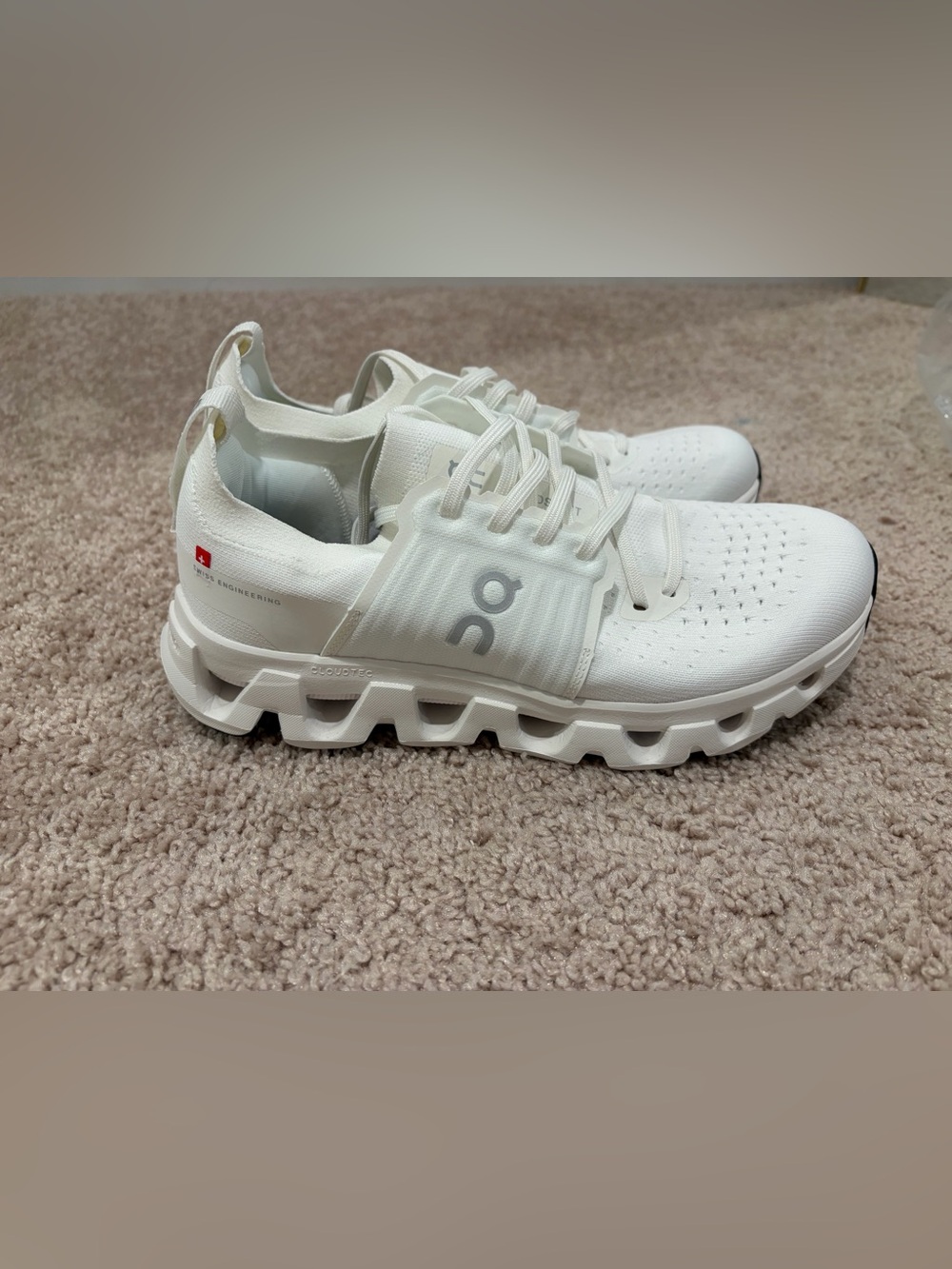 On Cloudswift 4